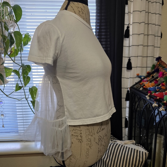 Denny Rose Tops - Adorable White Tulle Sexy Feminie Crop Top